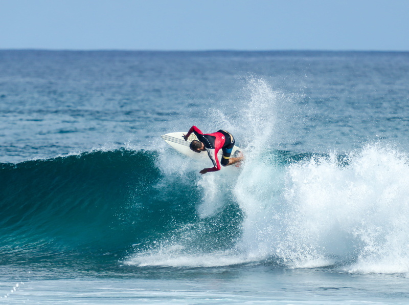 water, leisure, skill, surfboarding, extreme sports, surfing, surfboard, water sports, sport, man, beauty in nature, 2K, surfer, surfrider, fun, splashing