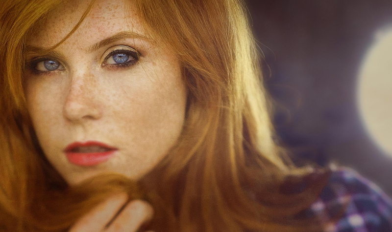 young women, women, young adult, freckles, long hair, indoors, blue eyes, portrait, headshot, hair, human face, model, contemplation, focus on foreground