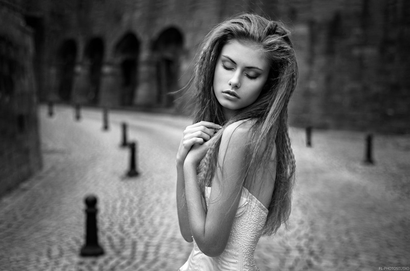 sadness, portrait, beauty, looking, waist up, beautiful woman, photography, emotion, adult, long hair, teenager, hair, focus on foreground, monochrome