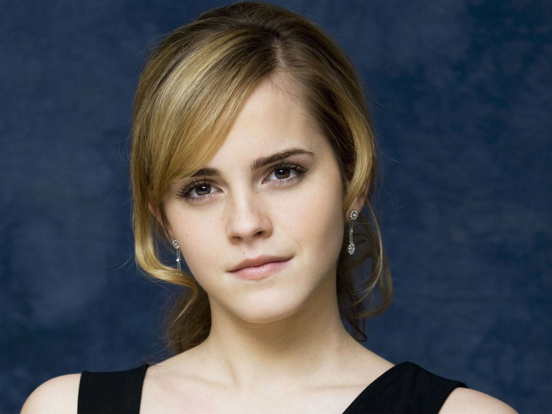 hairstyle, portrait, blond hair, beautiful woman, indoors, hair, colored background, beauty, young women, one person, blue background, Emma Watson, headshot