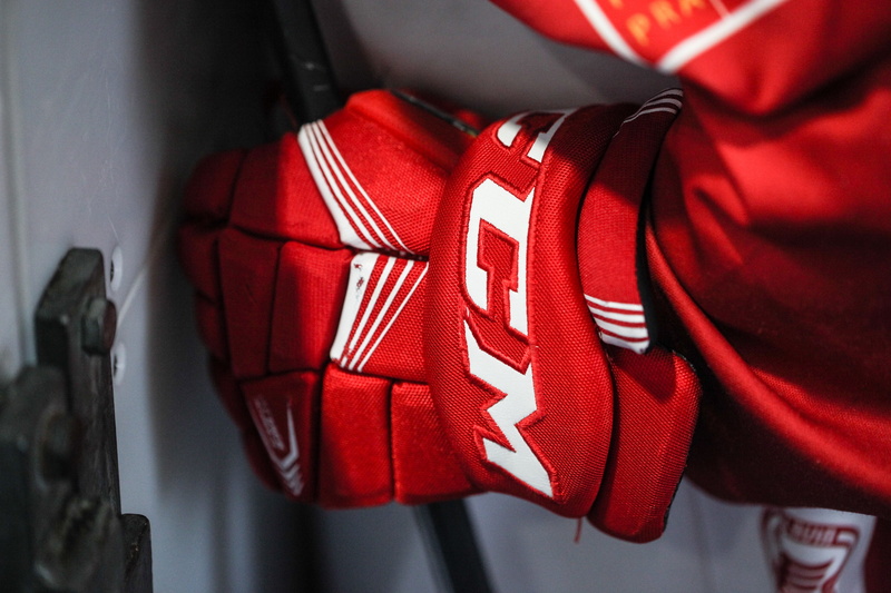 baseball uniform, sport, hockey player, close-up, locker room, winter, red, indoors, clothing, skating, sports uniform, sports clothing, winter sports
