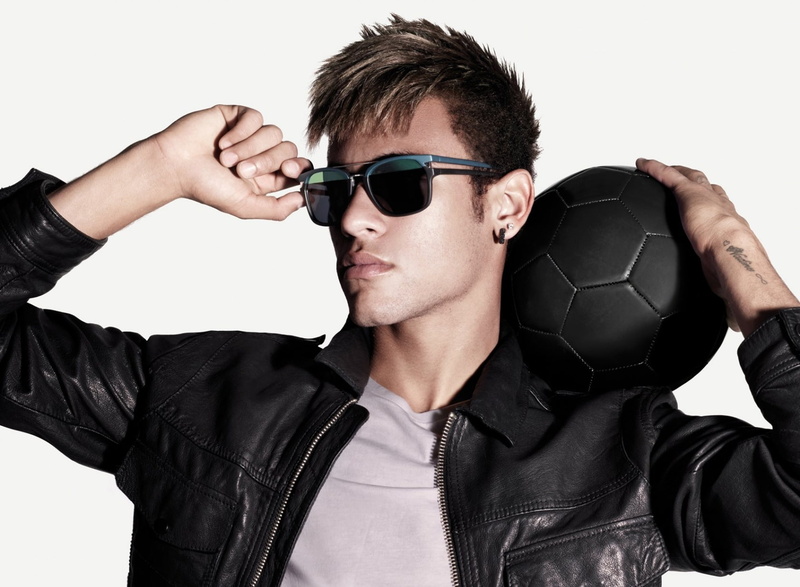 waist up, young men, young adult, jacket, black, holding, leather, leather jacket, studio shot, cut out, 720P, casual clothing, front view, Football, lifestyles