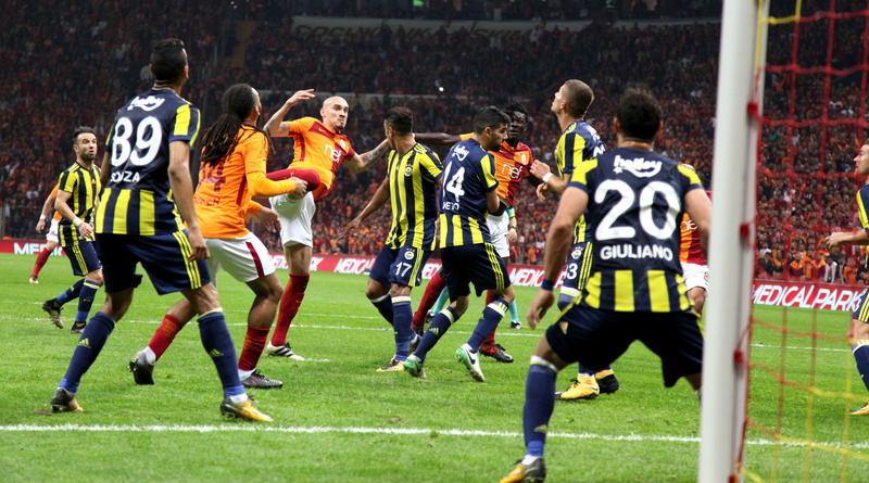 derby, sports equipment, galatasaray, sports clothing, fenerbahce, clothing, team sport, competition, stadium, athlete, people, grass, turk telekom, the audience
