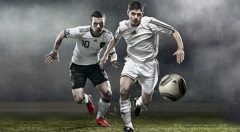 outdoors, motion, sportsman, competitive sport, floodlit, fifa, stadium, team sport, playing, sports, sport, soccer uniform, soccer field, soccer player