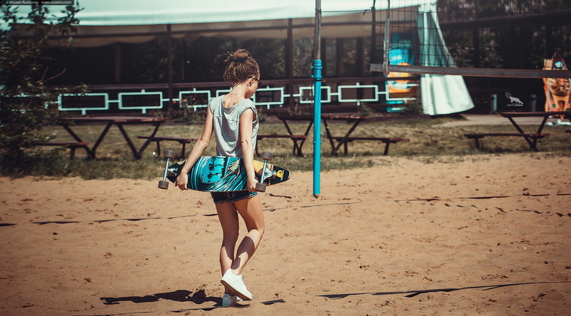 top, 4K, building exterior, Sports, real people, outdoors, women, casual clothing, beach, sunlight, production, hairstyle, child, art, day, Skateboard