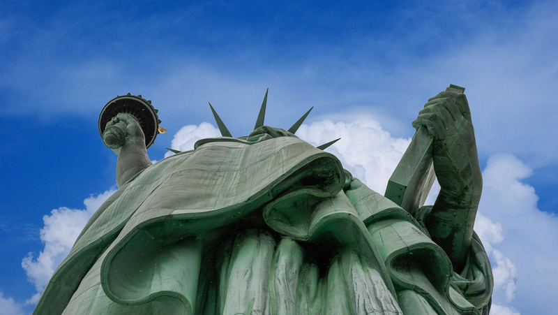 day, human representation, liberty enlightening the world, history, architecture, flame, representation, sculpture, the past, statue, cloud - sky, stola