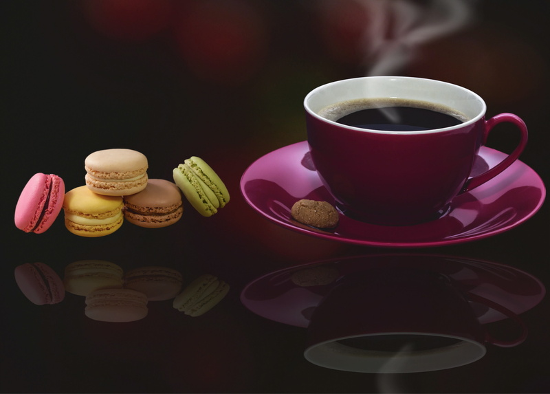 coffee cup, biscuit, refreshment, tea cup, 2K, food, drink, no people, temptation, table, baked, saucer, sweet food, cup, sweet, delicious, macaroon, cake