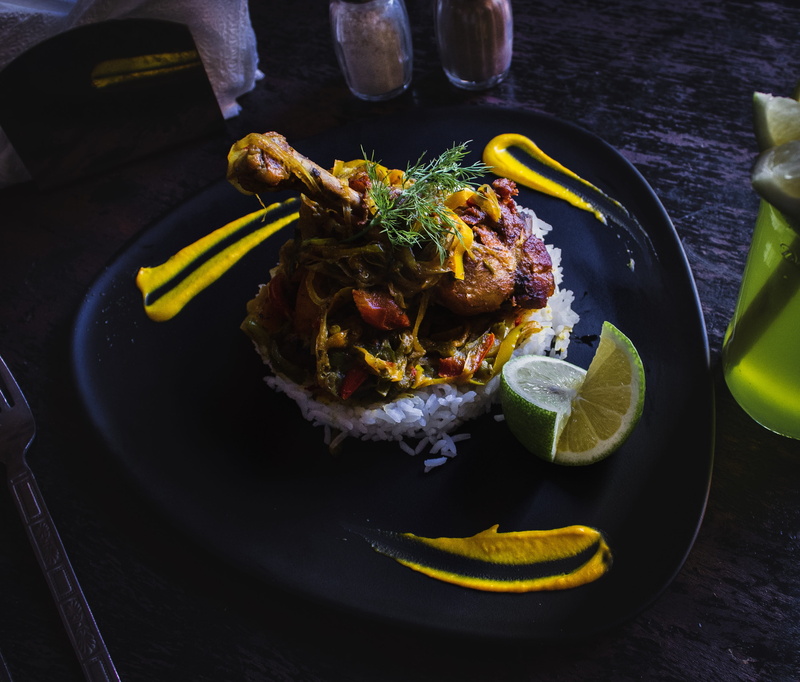 food and drink, meal, wellbeing, close-up, rice, restaurante, cooking, marroquina, arroz, steamed, fome, still life, dish, frango, indoors, slice, lemon