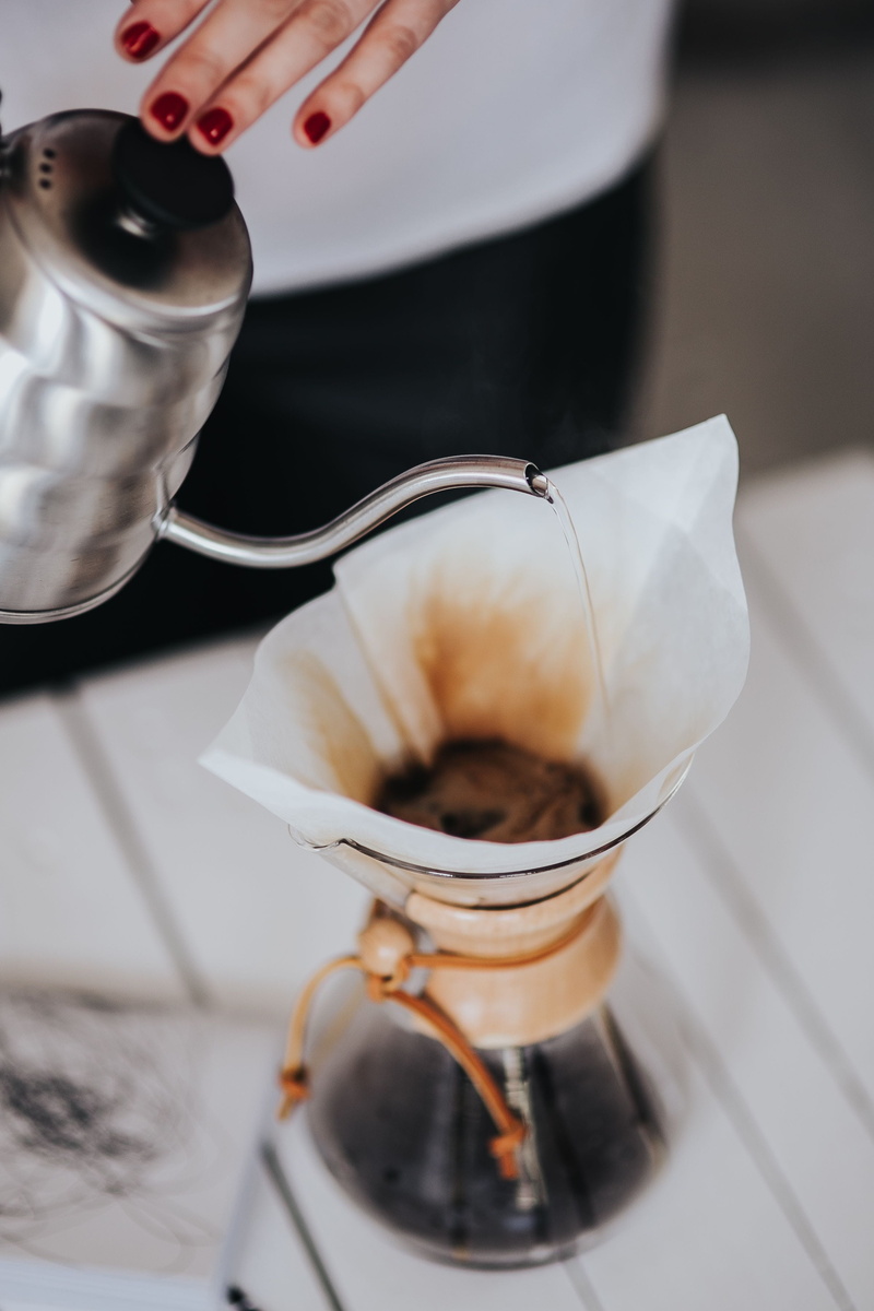 filter, human hand, real people, gourmet, coffee, coffee maker, hand, pouring, indoors, drink, Woman, preparation, one person, 4K, hot water, refreshment