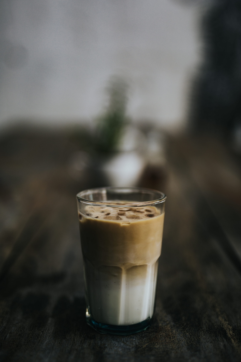 latte, pottery, brown, dessert, chocolate, food and drink, refreshment, selective focus, still life, close-up, drink, cup, cafe, confectionery, milk, wellbeing