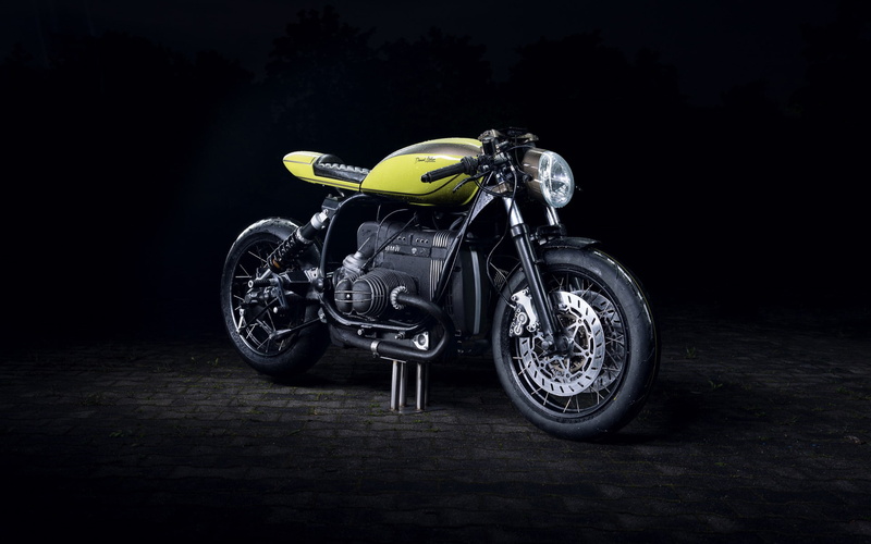 R100, stationary, transportation, land vehicle, Diamond, bmw, black background, indoors, riding, motorcycle, silver colored, 1080P, Racer, no people, wheel