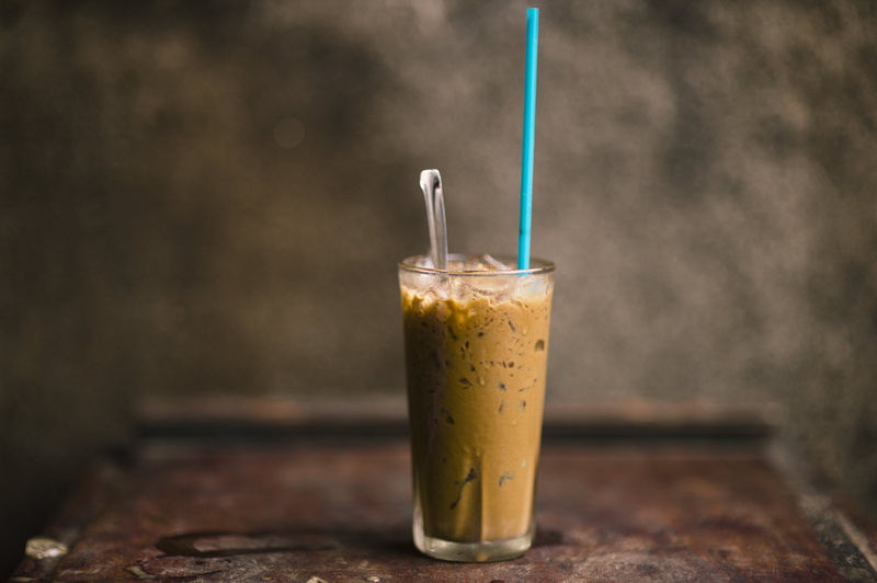 indoors, latte, drinking straw, spoon, brown, items, coffee, still, food and drink, iced, temptation, dairy product, healthy eating, drink, refreshment