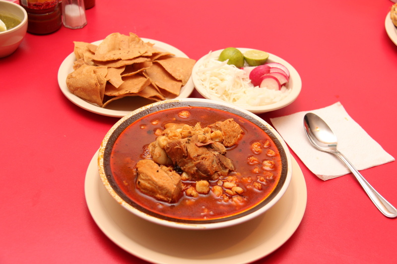 meat, kitchen utensil, food, mexican cuisine, nachos, plate, bowl, chips, dinner, pozole, restaurant, eating utensil, power, colored background, studio shot