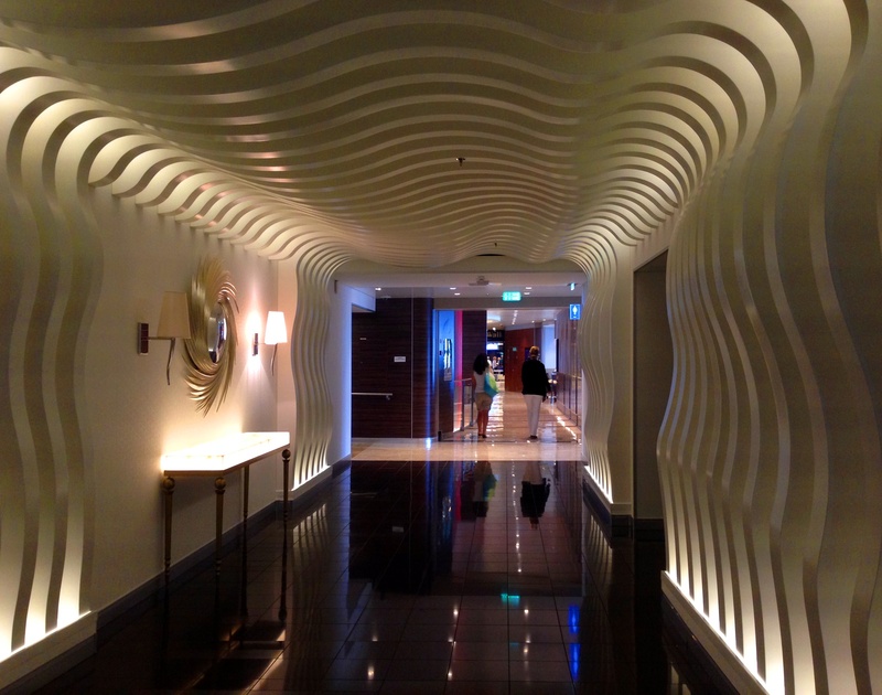 tile, inner hallway, 2K, architecture, floor, people, the way forward, pattern, lot, lighting equipment, indoors, reflection, cruise, real people, cruise ship