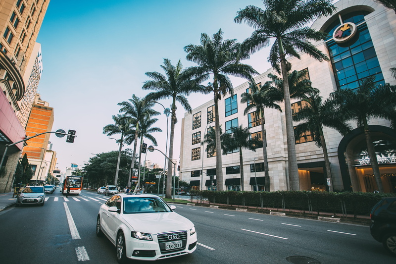 buildings, no people, transportation, green, transportation system, outdoors, motor vehicle, clear sky, surround, 5K, modern, concrete, sky, cars, near