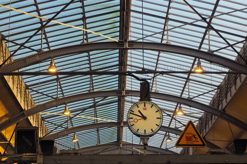 time, shape, ornament, analog, travel, railroad station, industry, roofing, stainless, steel beams, old, built structure, black, 4K, instrument of time
