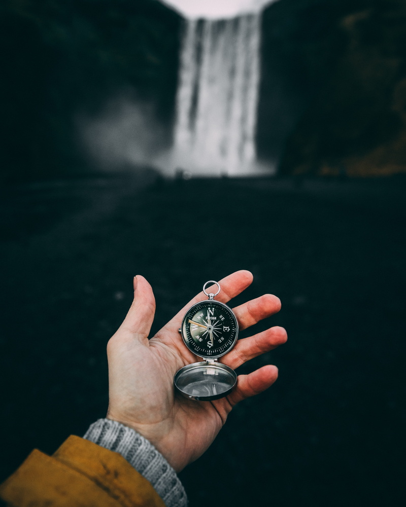 hand, compass, travel, 5K, tourist
