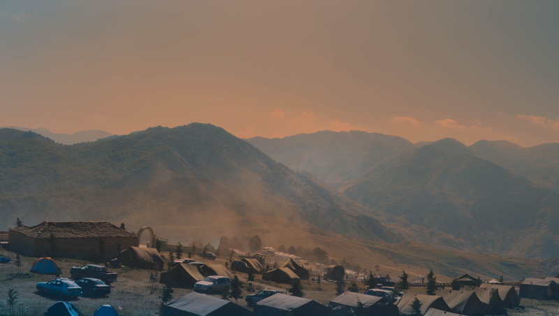 tranquil scene, tranquility, sunset, cabin, mountain range, outdoors, cabins, sky, residential district, beauty in nature, building, tommor, scenics - nature