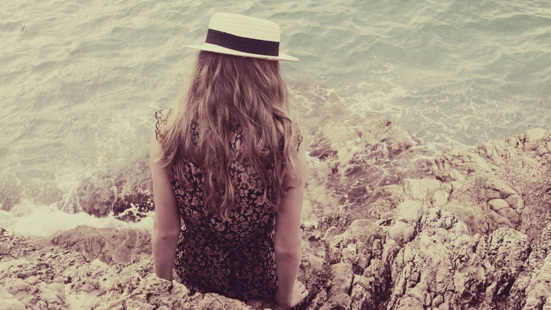 low saturation, women with hats, women outdoors, brunette, back, women, 1080P, Flower Dress, rear view
