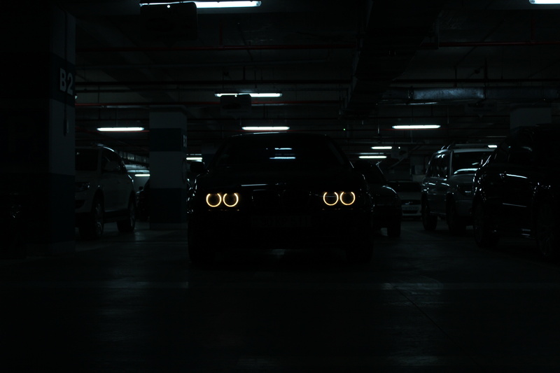 indoors, bmw e 39 car lights, city, public transportation, mode of transportation, 5K, subway, illuminated, architecture, land vehicle, transportation