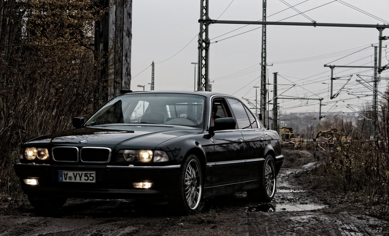 stationary, vintage car, bumper, outdoors, car, transportation, Boomer, abandoned, bimmer, dirt Road, headlight, retro Styled, motor vehicle, E38, Dirt