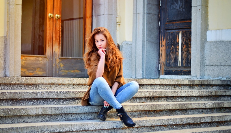 front view, Red, Hear, contemplation, hair, 1080P, emotion, Bulgaria, steps and staircases, waiting, Ligth, staircase, young adult, Beauty, hairstyle