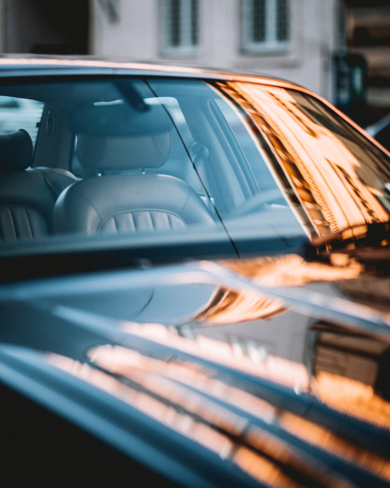 consumerism, windshield, traffic, 4K, daytime, empty, city, automobile, transportation, glass - material, stationary, motion, road, travel, jaguar, photography