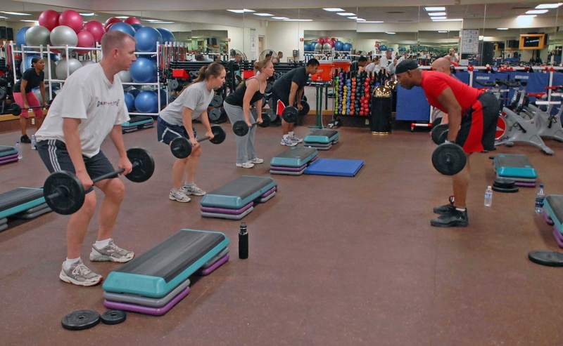 class, sports training, full length, strong, sport, sports equipment, training, males, leisure activity, lifestyles, 2K, group, lifting, lifestyle, power