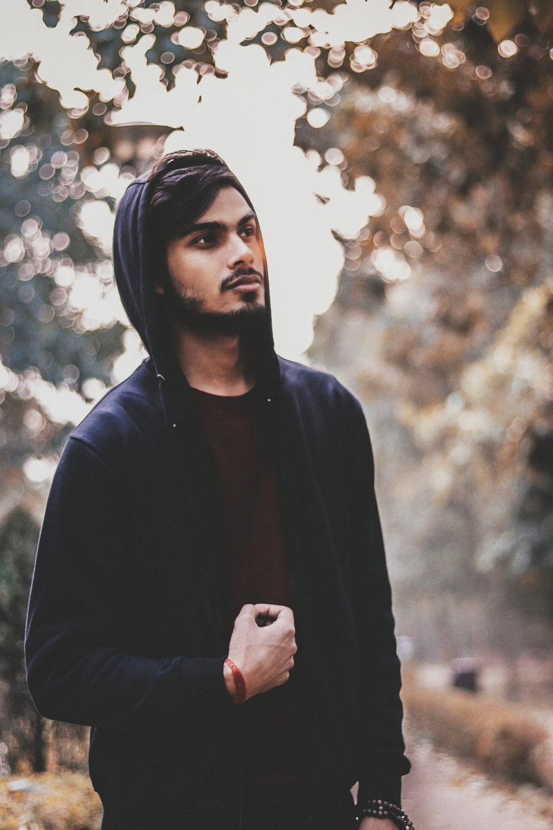 fashion, chandigarh, spark, leisure activity, gang, waist up, model, india, casual clothing, shop, warm clothing, technology, gadgets, day, standing, exposure