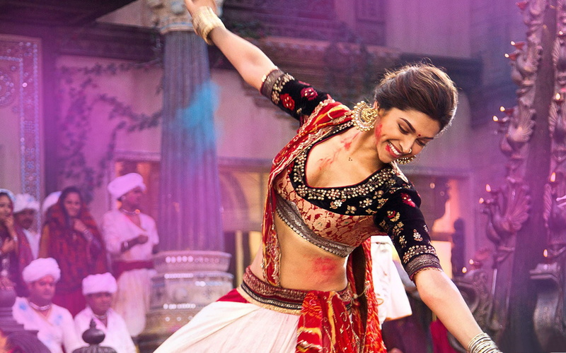 choli, beauty, 2013, real people, clothing, Movies, women, young adult, young women, white, ramleela, focus on foreground, traditional clothing, human arm