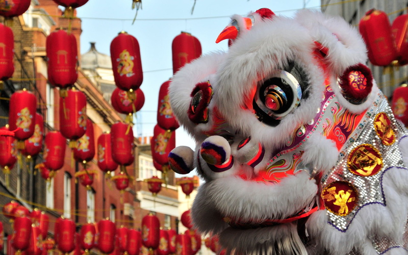 creativity, lantern, event, day, representation, holiday, focus on foreground, animal representation, craft, hanging, red, 1080P, celebration, chinese dragon
