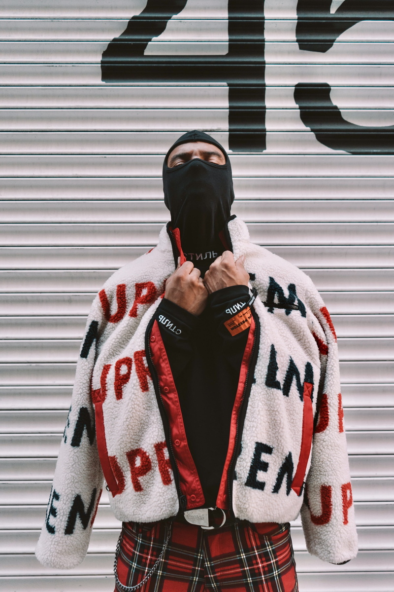 men, man, males, lasaye homme, coat, london, black, 4K, caucasian Ethnicity, mask, person, young Adult, one Person, supreme, hand, fashion, pose, white