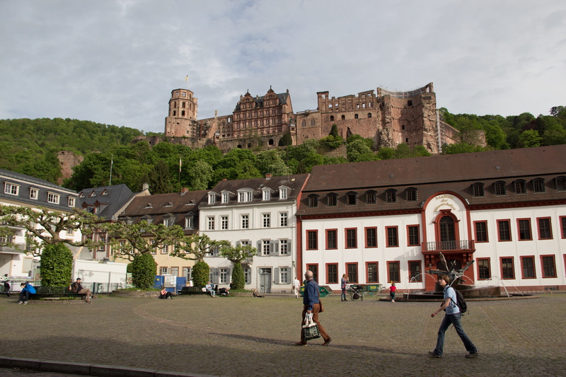 castle, nature, the past, historic building, building exterior, leisure activity, day, building, germany, Lock, history, group of people, city, lifestyles