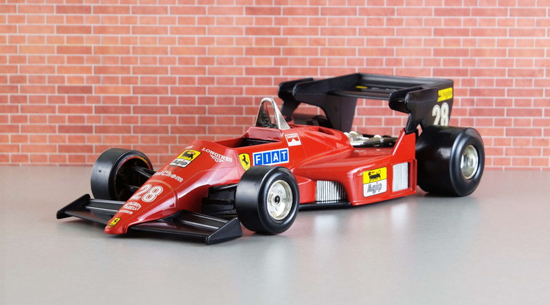 sports race, auto, mode of transportation, model car, athlete, gerhard berger, competitive sport, people, toy car, racecar, model, automotive, red, wall