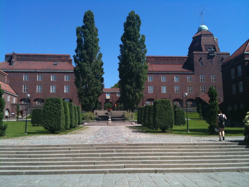 sky, clear sky, europe, education, kth, nature, 1080P, hedge, no people, garden, outdoors, school, built structure, green color, growth, blue, square