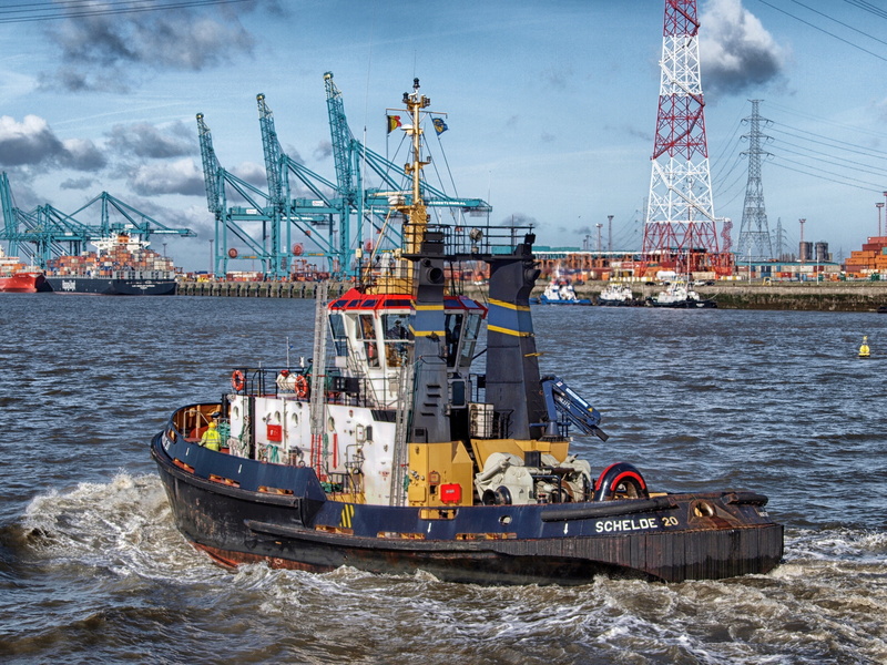 2K, industry, outside, water, architecture, business, freight transportation, passenger craft, boat, commercial dock, cargo, tugboat, transportation, mode of transportation