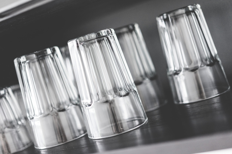 glass - Material, drinking Glass, Shelf, drinking, still life, glass, technology, household equipment, healthcare and medicine, no People, Glasses, science