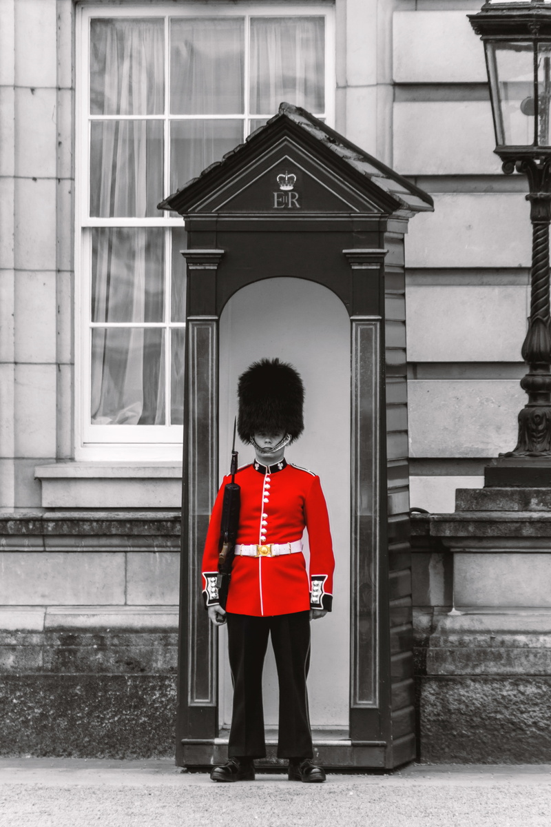 full length, lifestyles, 5K, color, one person, leisure activity, red, uniform, black and white, soldier, built structure, grenadier guards, selected