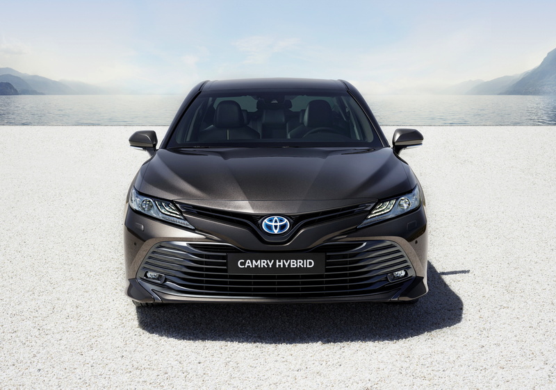 2019, sedan, Camry, Toyota, front view, 4K, Hybrid