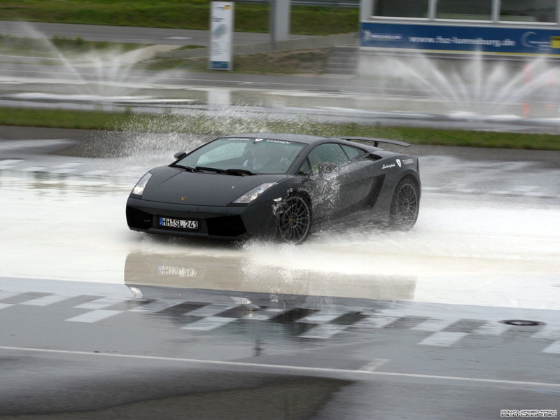 racecar, outdoors, 720P, road, sport, transportation, land vehicle, motor vehicle, motion, monsoon, tire, Lamborghini Gallardo, nature, wet, day, mode of transportation