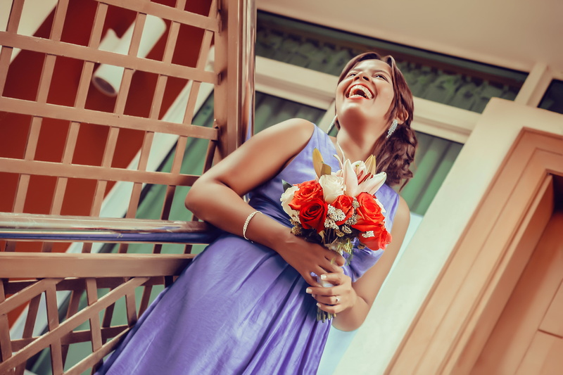park, landscape, bride, commitment, emotion, sitting, outdoors, marry, bouquet, 5K, dominican republic, romance, young Adult, marriage, santo domingo