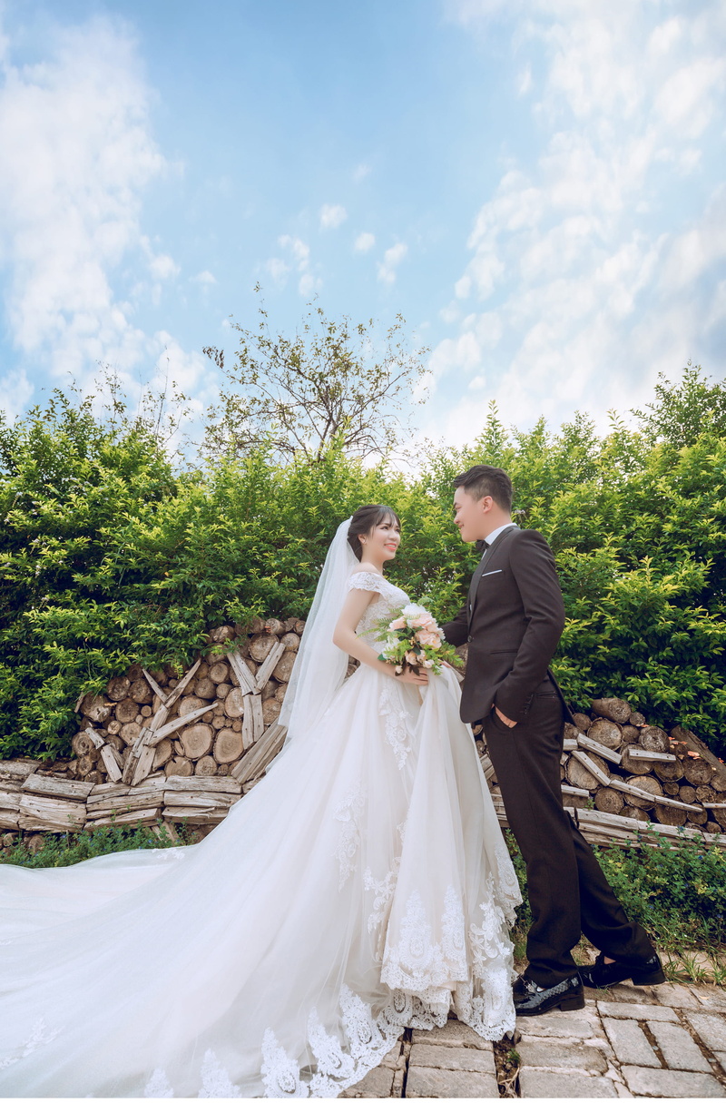 marriage, gown, Bride and Groom, celebration, low angle shot, prenup, daylight, love, romantic, happiness, young adult, wife, couple, man, engagement, full length