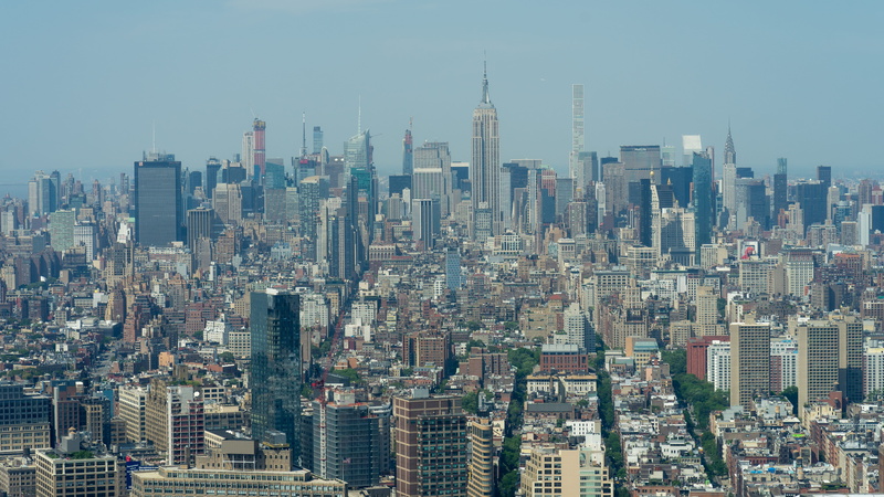 tall - high, residential district, cityline, manhattan, skyscrapers, urban skyline, built structure, 5K, busy, financial district, sky, crowd, outdoors