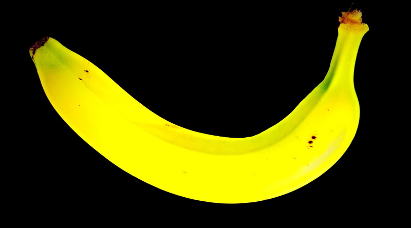 energy, potassium, tropical fruit, fruit, close-up, yellow, rich in vitamins, colored background, dieting, healthy, studio shot, day, single object, snack