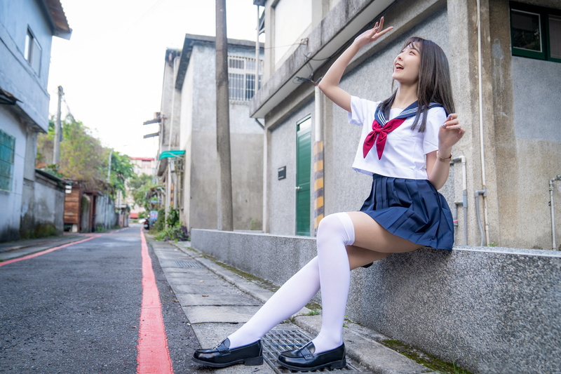 sailor uniform, school uniform, women outdoors, knee-highs, model, brunette, sitting, cosplay, smiling, depth of field, street, women, Asian, outdoors