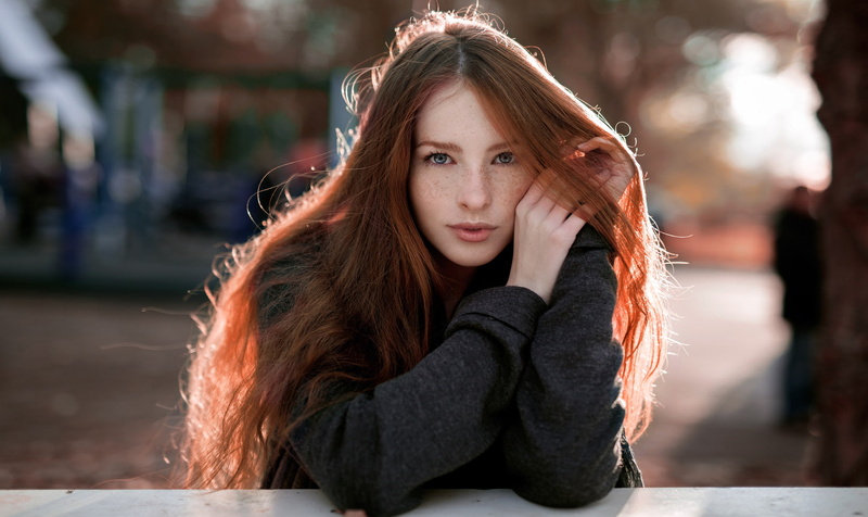 teenager, focus on foreground, emotion, lifestyles, young women, long hair, young adult, portrait, Alexey Slesarev, depth of field, hair, looking at viewer