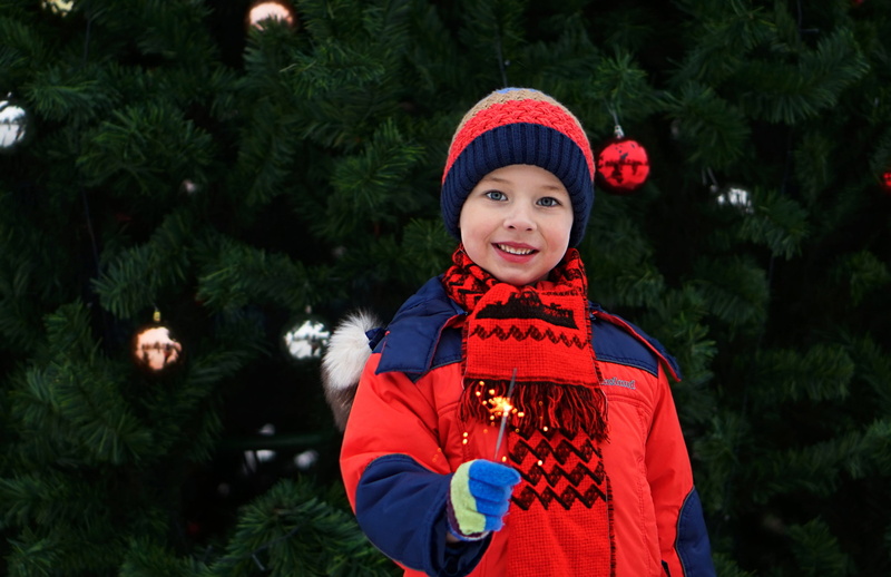 chinese new year, baby, standing, happiness, tree, outdoors, christmas card, joy, kids, childhood, christmas, boy, 2K, looking at camera, warm clothing