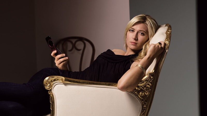 blond hair, Maria Sharapova, beauty, 1080P, portrait, women, young adult, mid adult, young women, seat, looking, females, indoors, holding, sitting, chair