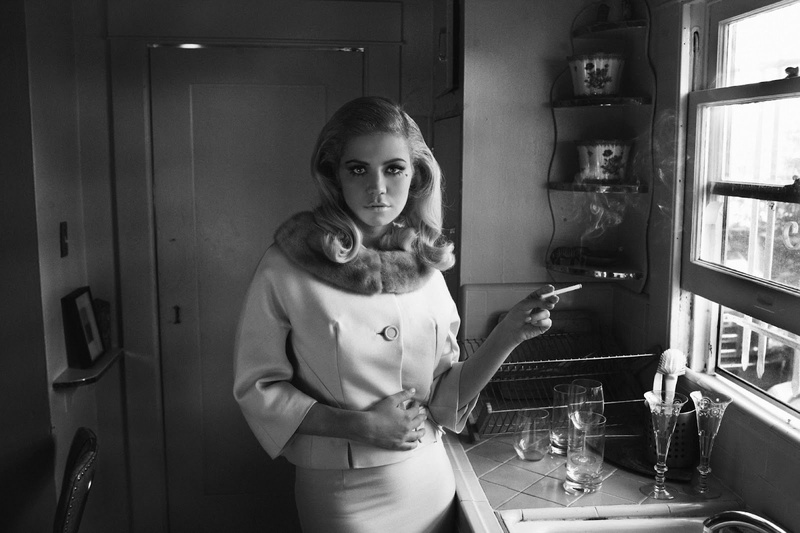 young women, real people, monochrome, one person, 720P, lifestyles, Marina and the Diamonds, portrait, hairstyle, kitchen, cigarettes, standing, looking at camera