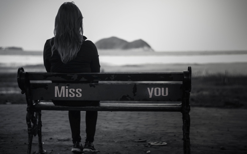 scenics - nature, tranquility, water, hairstyle, beach, beauty in nature, sea, one person, Love, focus on foreground, 2K, sadness, nature, gray, adult